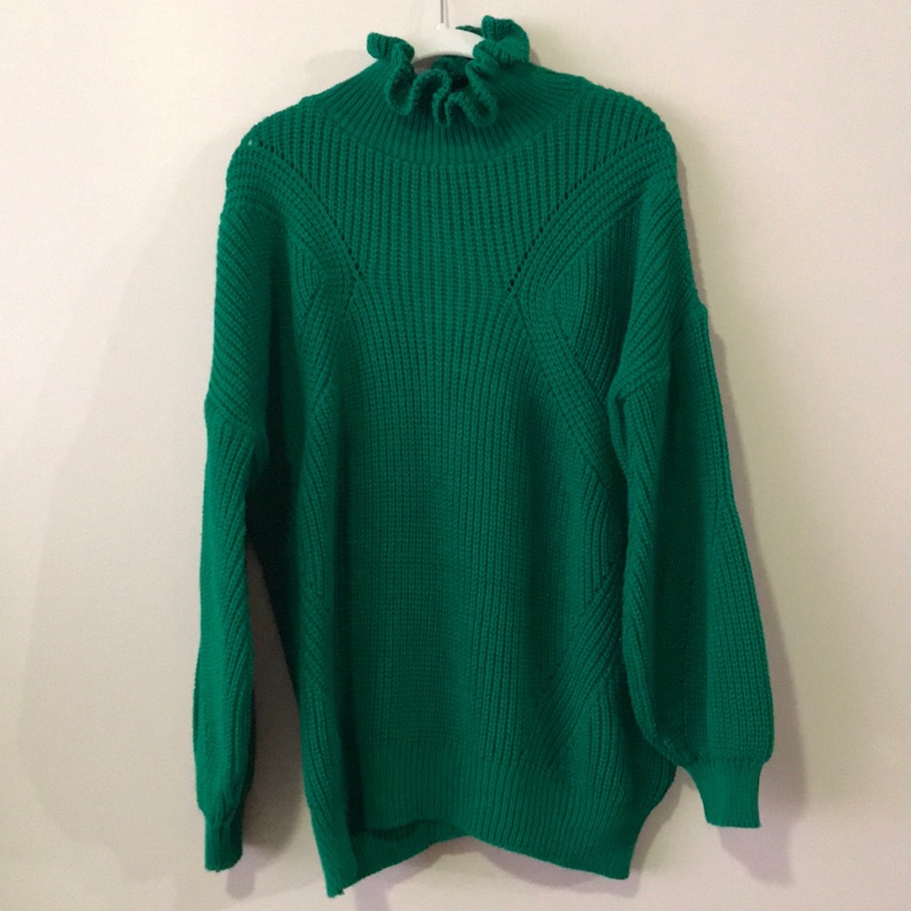 Brand new, never worn green Topshop sweater!